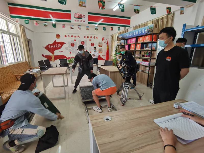 一支视频激活品牌生命力｜仁和区产品视频拍摄公司的创意魔法秀